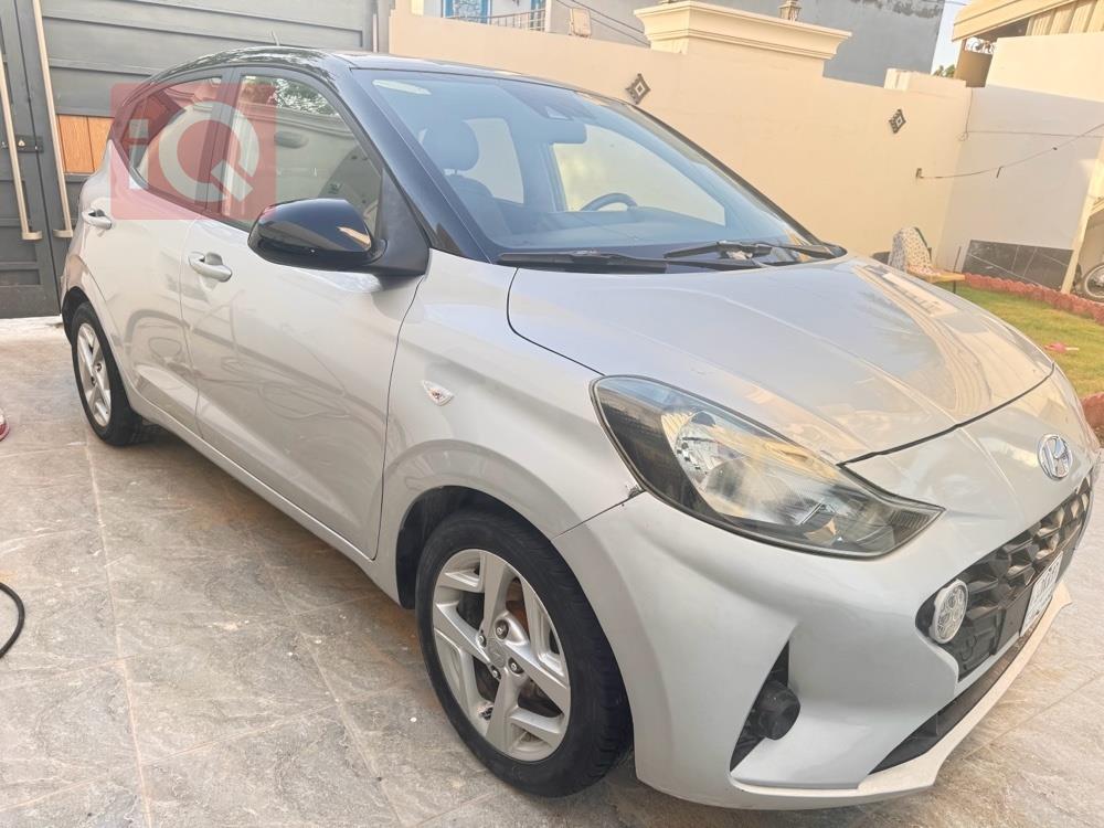 هیوندای i10